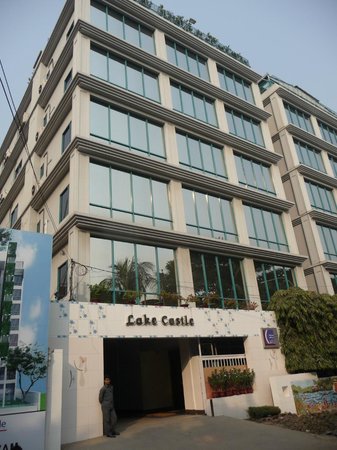 LAKE CASTLE, GULSHAN-2, DHAKA