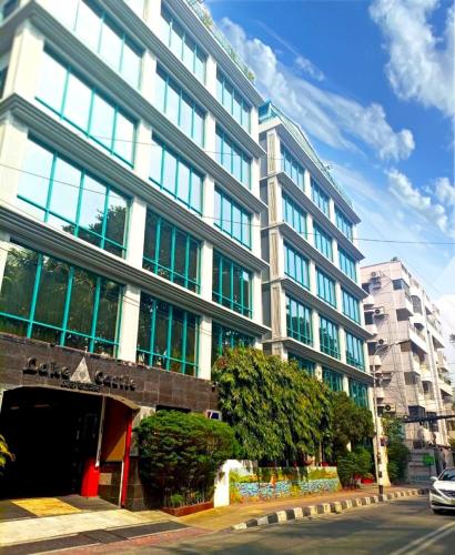 LAKE CASTLE, GULSHAN-2, DHAKA