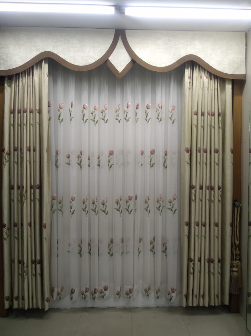 TULIP CURTAIN V-3020