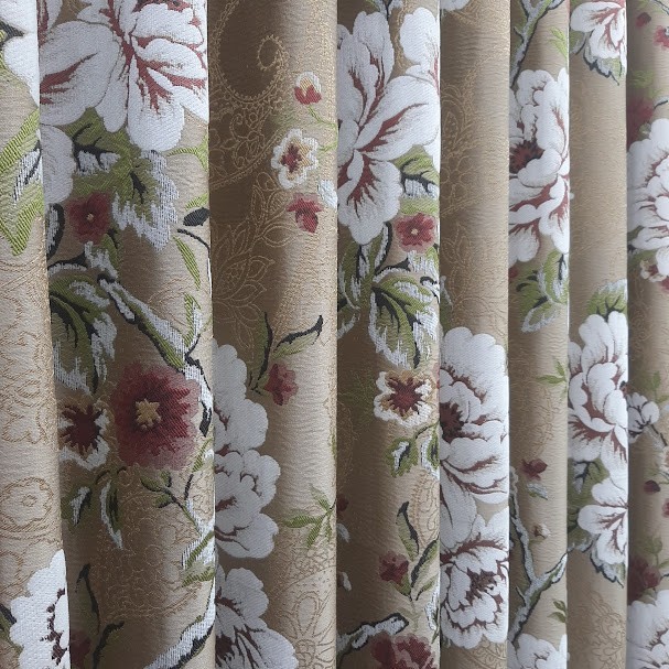 FLORAL DESIGN CURTAIN V -3010